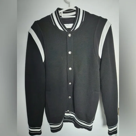 Givenchy Wool Jacket & Matching Beanie - Picture 3 of 4